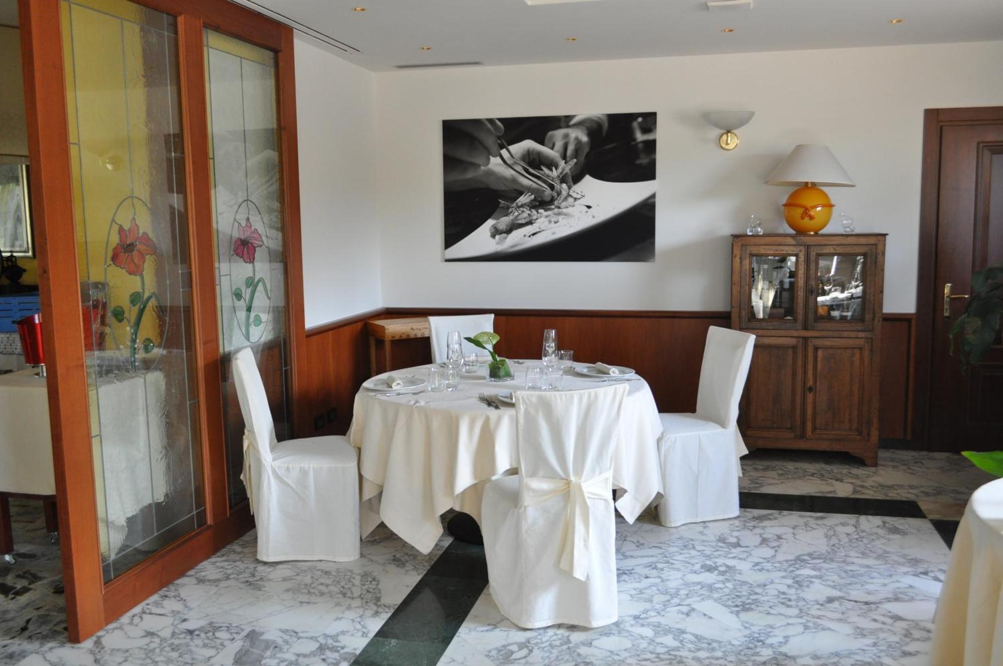 Hotel Cinzia Ristorante Christian E Manuel Βερτσέλλι Εξωτερικό φωτογραφία