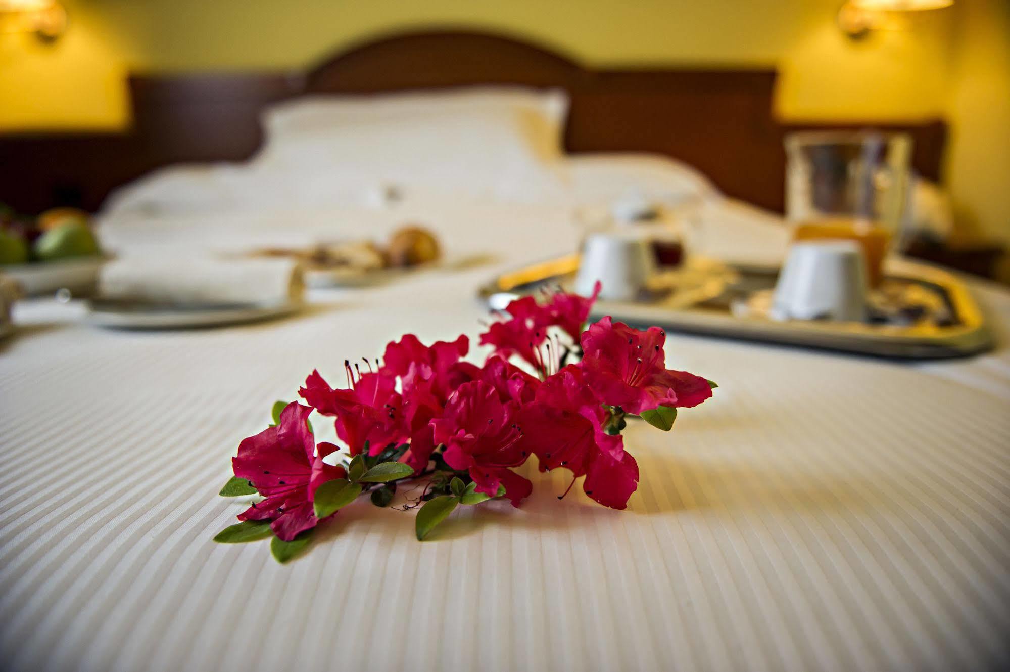 Hotel Cinzia Ristorante Christian E Manuel Βερτσέλλι Εξωτερικό φωτογραφία