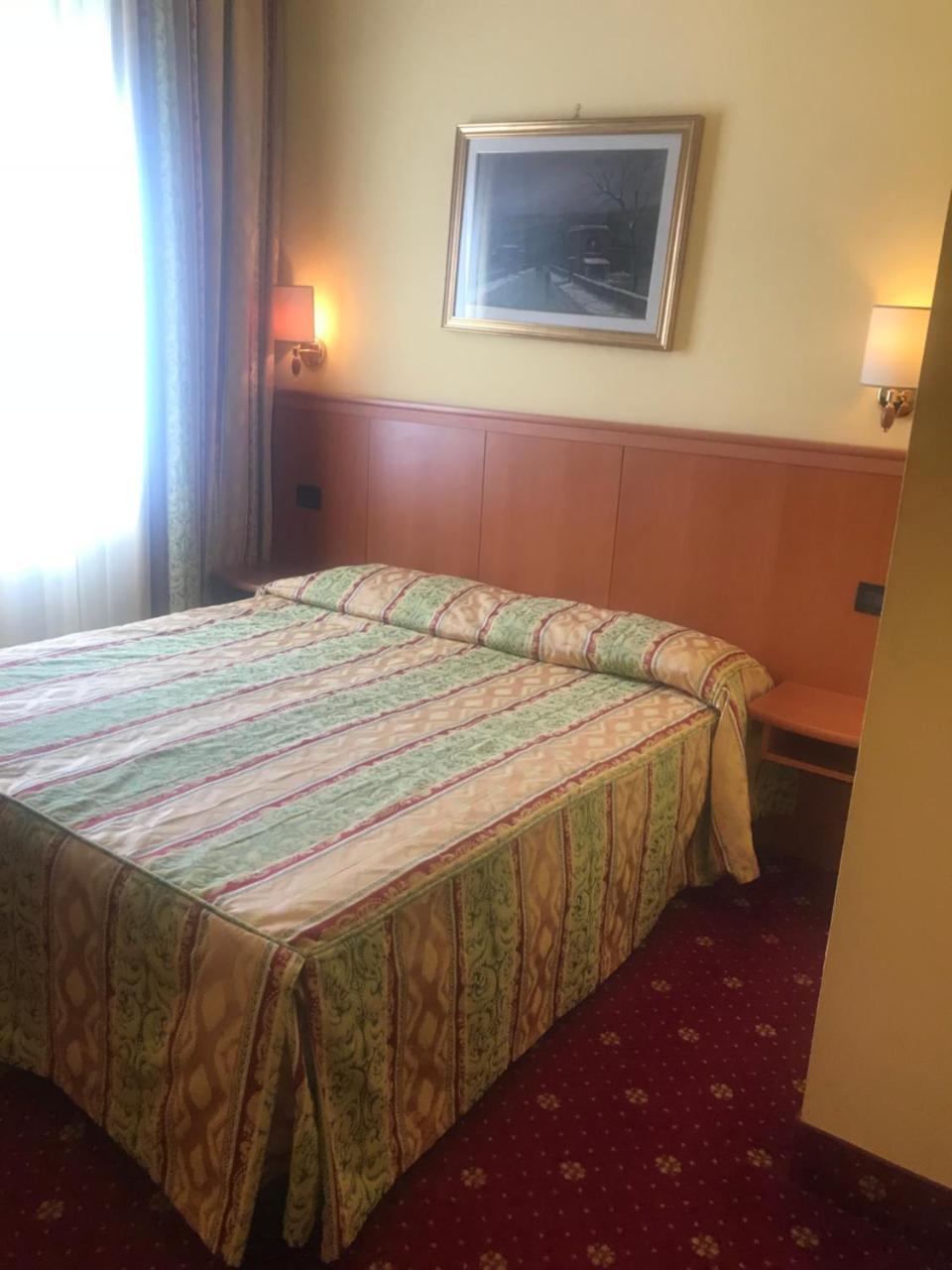 Hotel Cinzia Ristorante Christian E Manuel Βερτσέλλι Εξωτερικό φωτογραφία